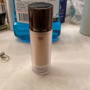 COPY - Tom ford traceless soft matte foundation in 2.0 buff